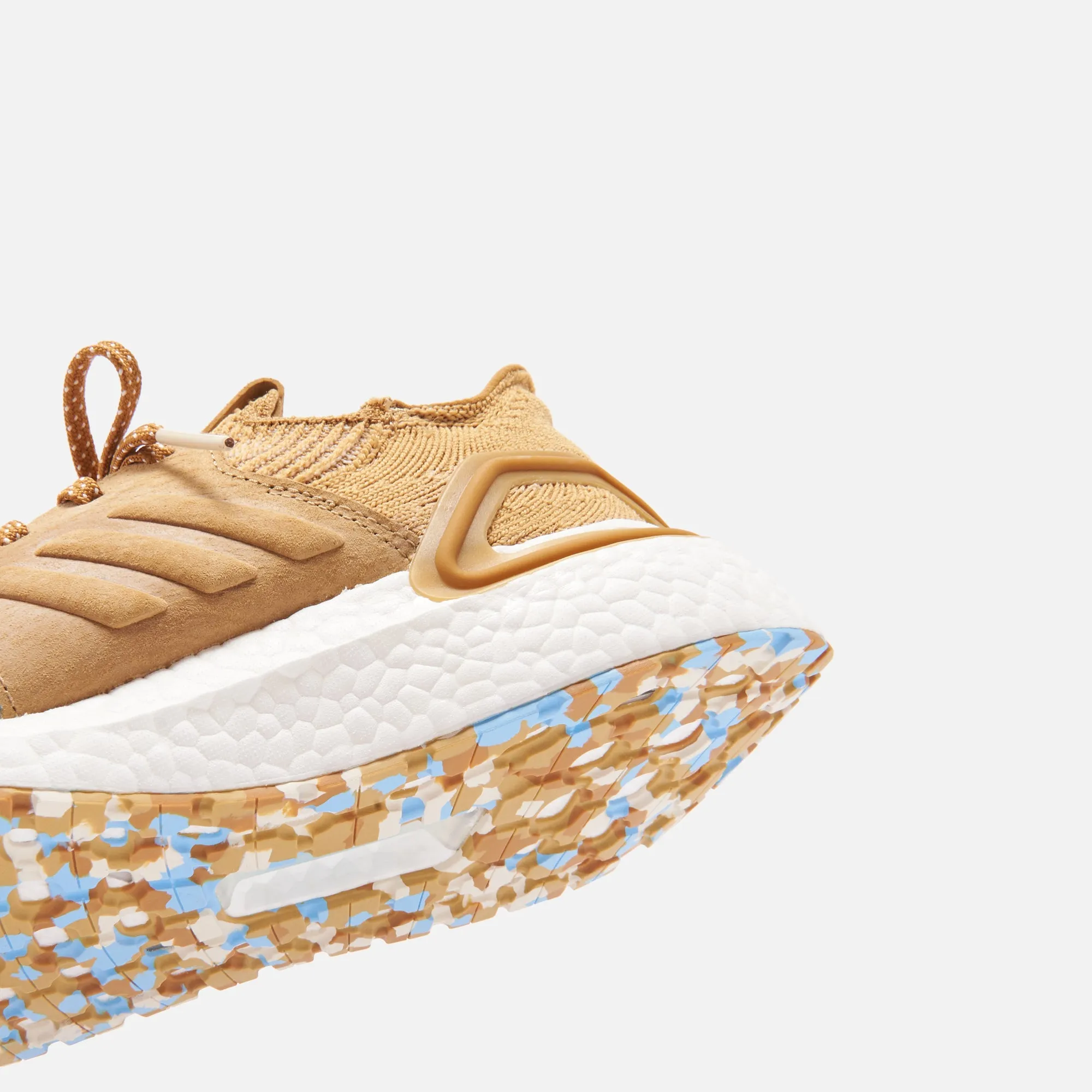 adidas Consortium x Universal Works UltraBOOST 19 - Prarie Sand / Cumin / Winter White