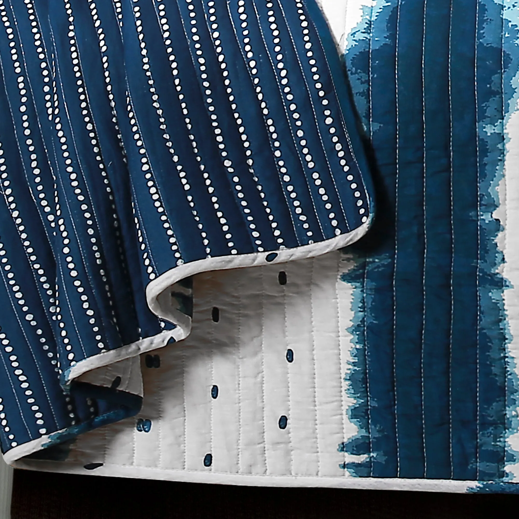 Jane Shibori 3 Piece Quilt Set