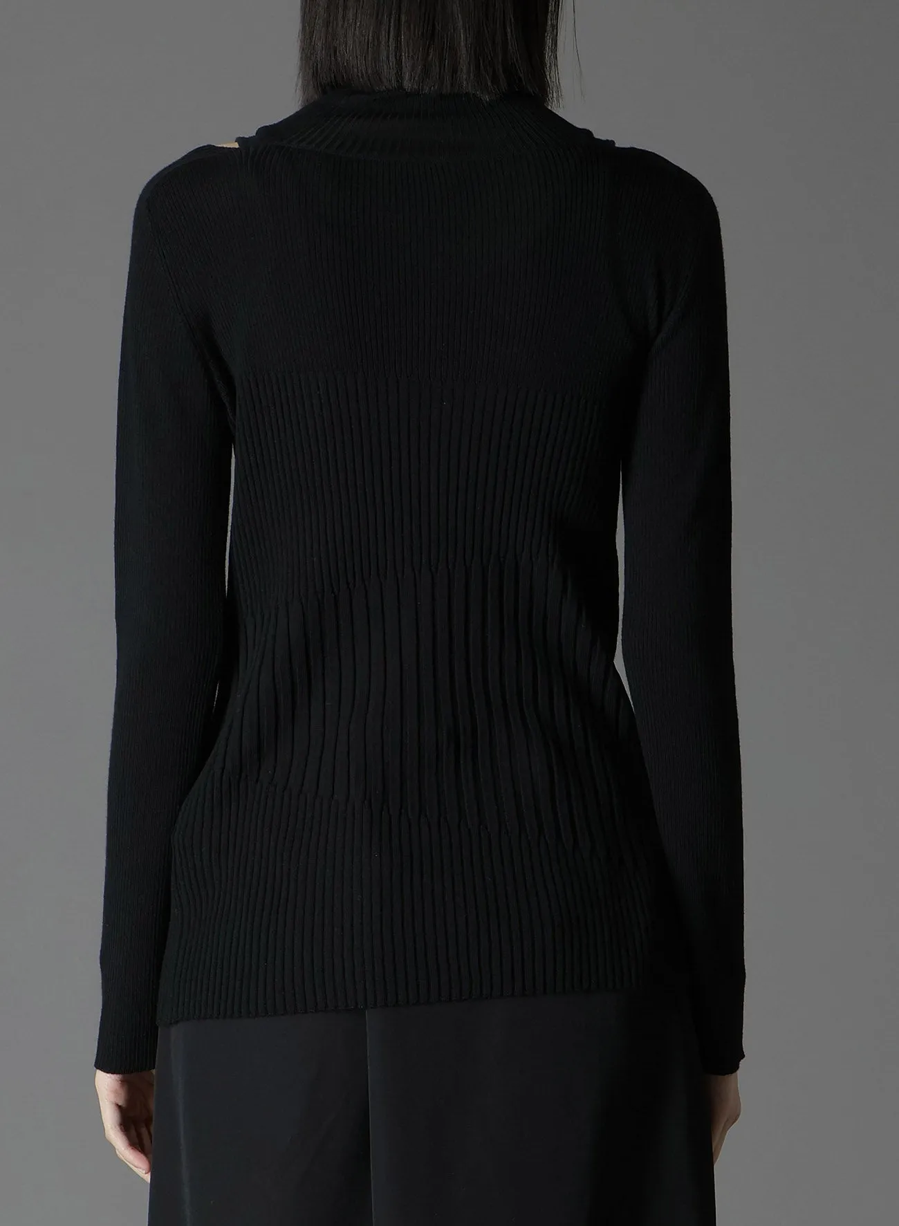 MERINO WOOL DESIGN TURTLENECK KNIT